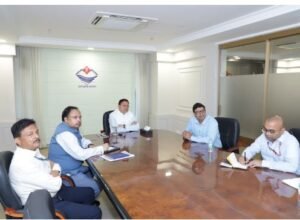 सीमावर्ती क्षेत्रों में व्यापार व आधारभूत ढांचे के सुदृढ़ीकरण को लेकर मुख्यमंत्री श्री पुष्कर सिंह धामी ने समीक्षा बैठक की