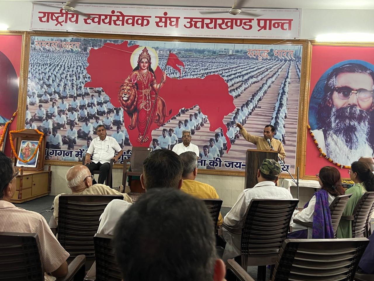 राष्ट्रीय स्वयंसेवक संघ के प्रान्त कार्यालय में “हिन्दू साम्राज्य दिवस” पर भव्य संगोष्ठी का आयोजन