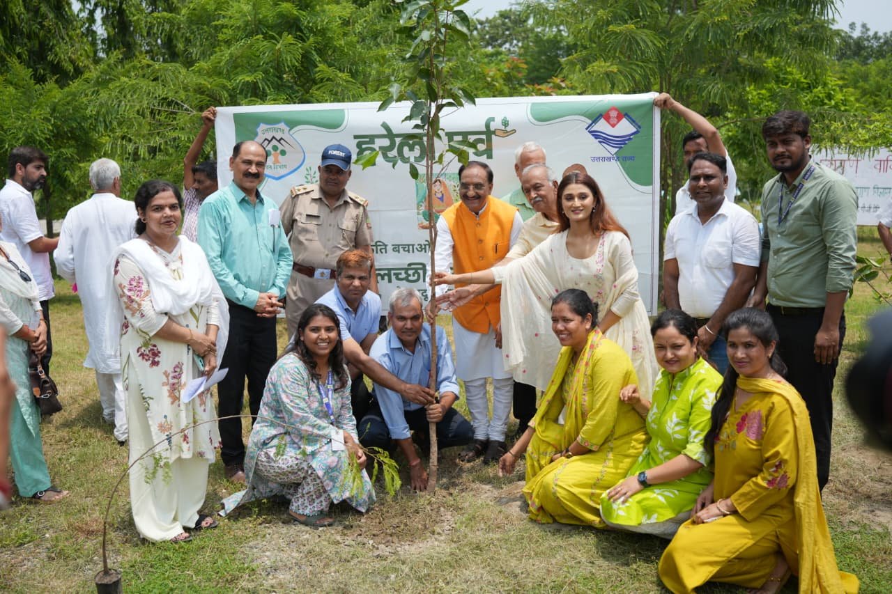 हरेला पर्व पर स्पर्श हिमालय विश्वविद्यालय में वृक्षारोपण, ‘हरित एवं स्वस्थ उत्तराखंड’ का लिया संकल्प