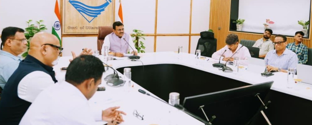 मुख्य सचिव श्री आनन्द बर्द्धन की अध्यक्षता में कौशल विकास एवं रोजगार से संबंधित योजनाओं की समीक्षा बैठक आयोजित की गई।