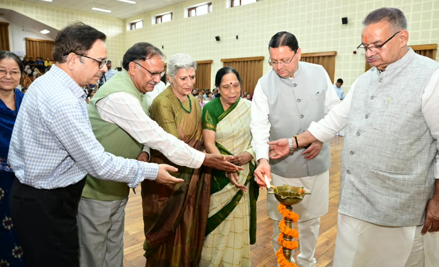 हिंदी को विज्ञान, तकनीक, शोध और डिजिटल दुनिया की भी मजबूत भाषा बनाना होगा