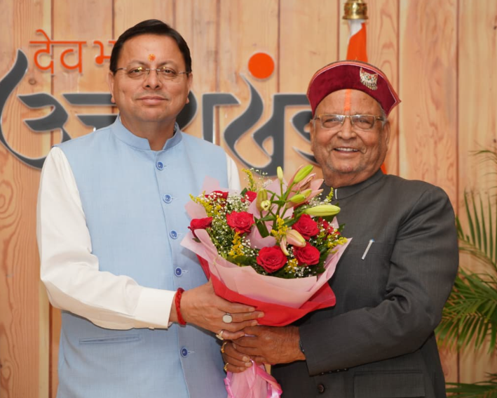 मुख्यमंत्री श्री पुष्कर सिंह धामी से मुख्यमंत्री आवास में कालाढूंगी विधानसभा क्षेत्र से विधायक श्री बंशीधर भगत ने शिष्टाचार भेंट की।